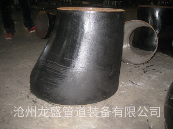 偏心异径管